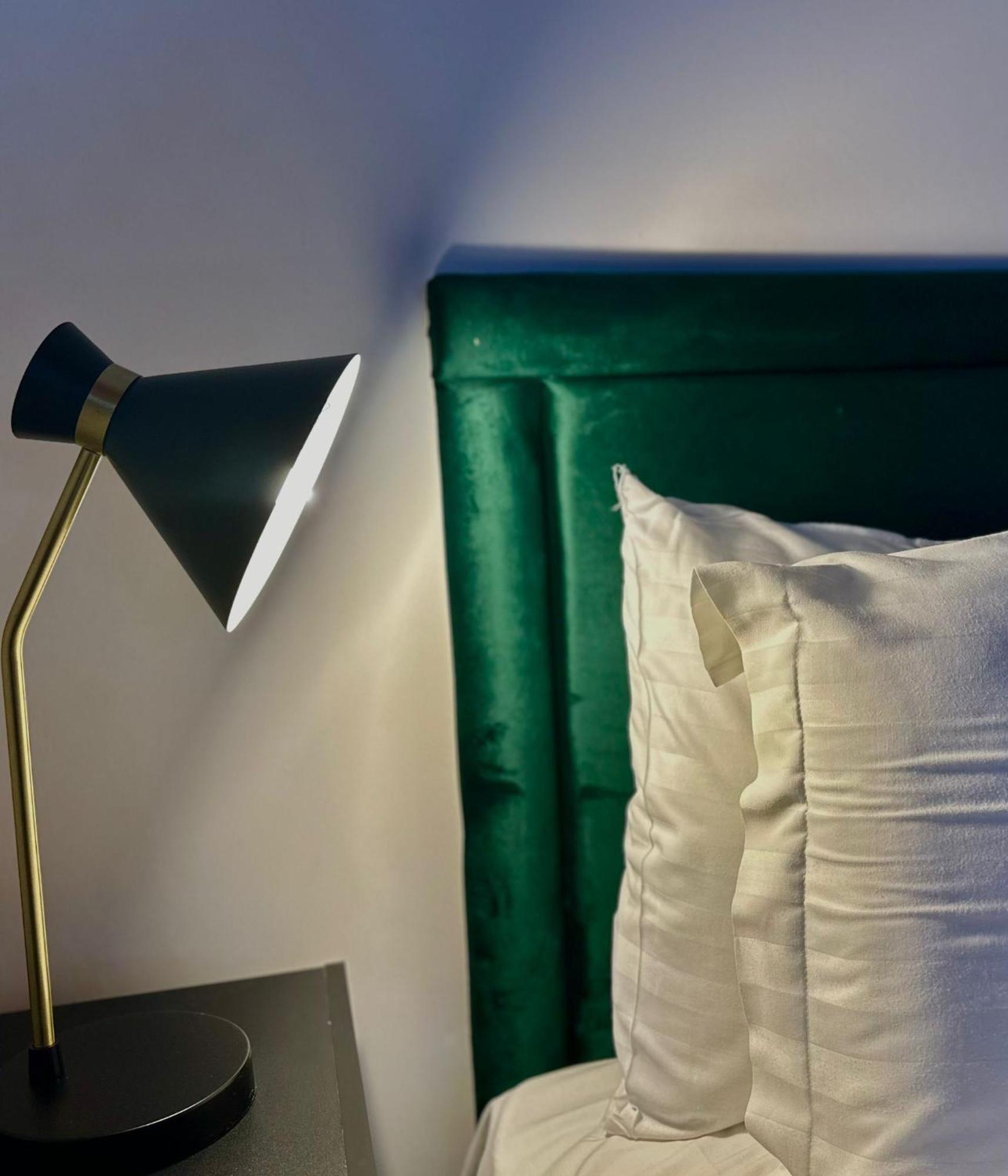 The Hideaway By Boutique 56 Apartment Ливърпул Екстериор снимка